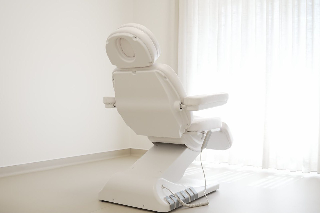 Treatment room at Aesthetic & Dermatology Center in Lisbon