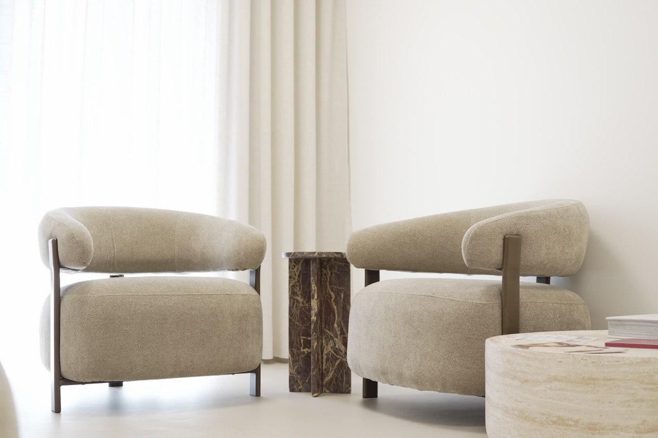 AD Lisbon aesthetic clinic waiting lounge